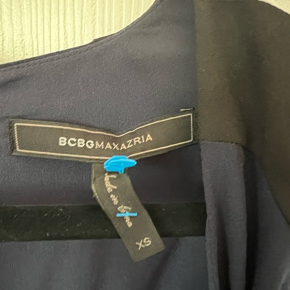 BCBGMaxazria classic navy jumpsuit - Picture 8 of 8